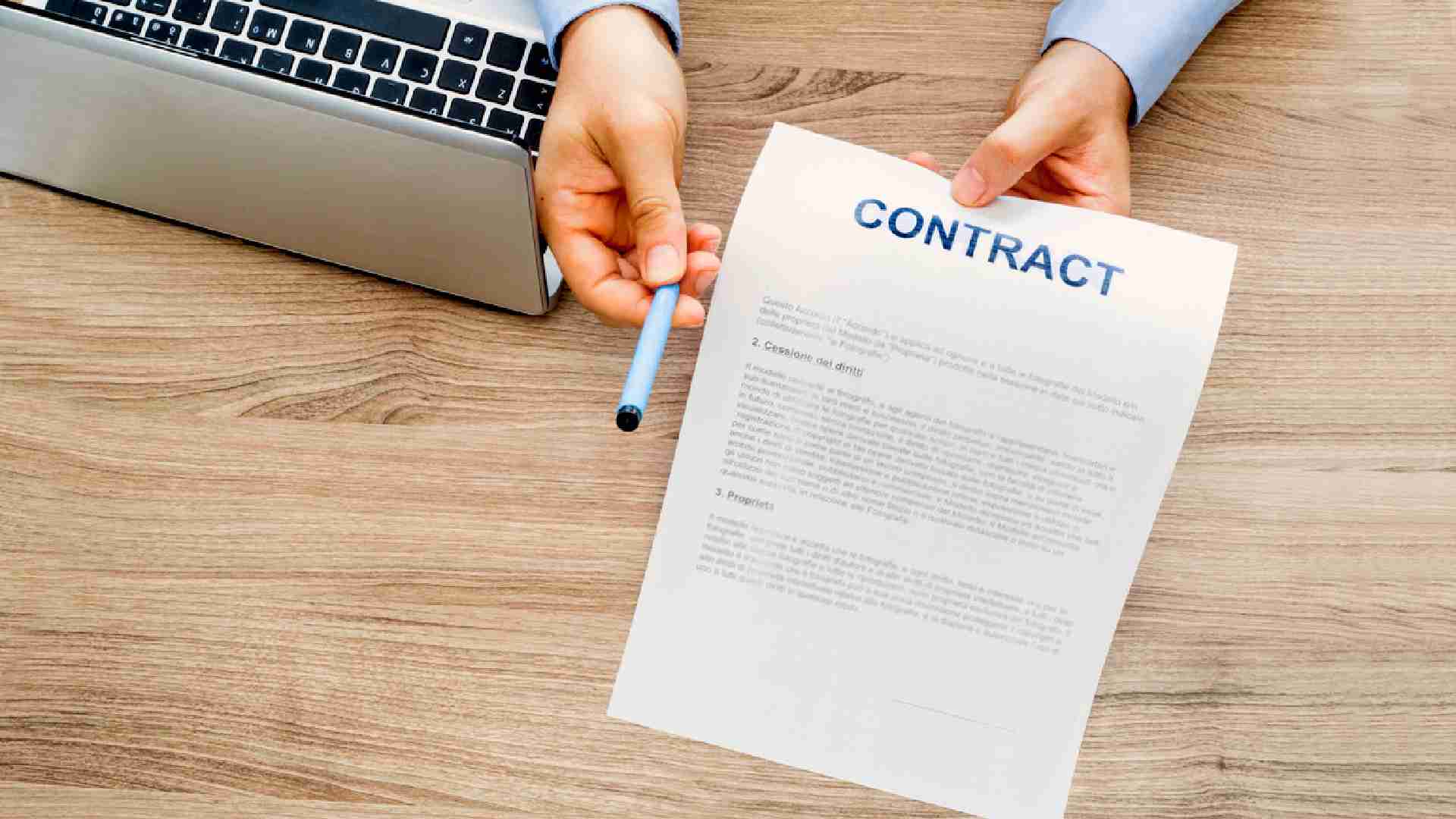 employment contract uae 